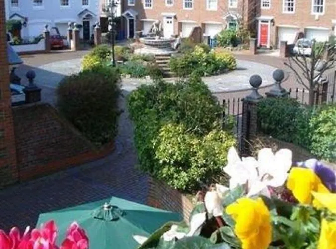 Best Seaside Accommodations in Poole